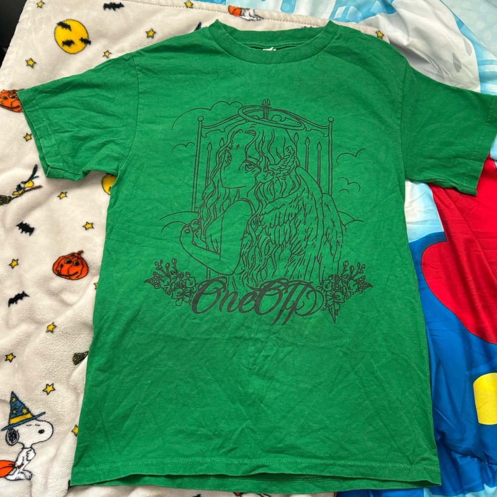 👠graphic T shirt